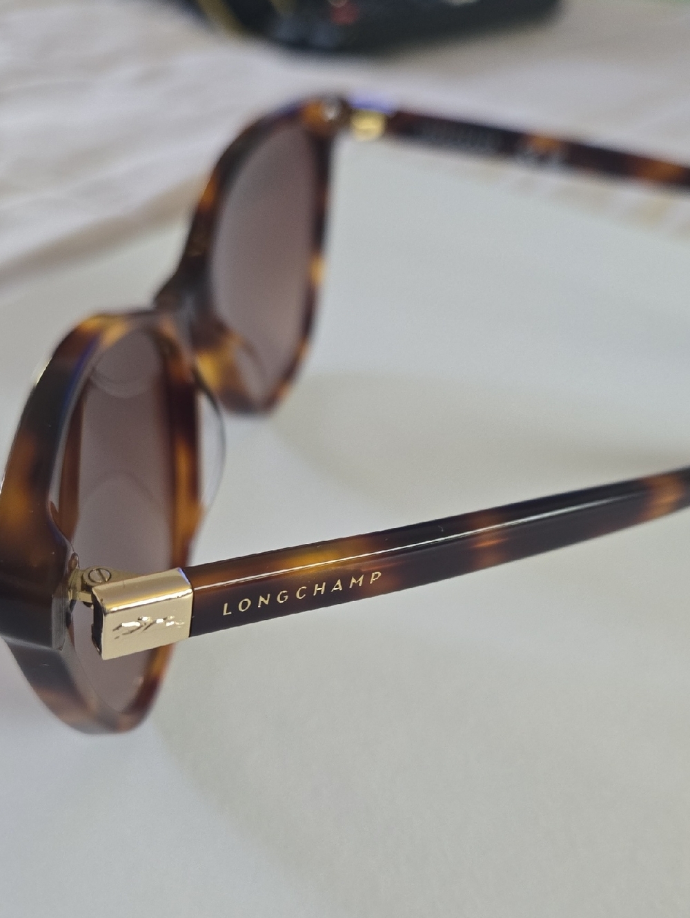 CLEARANCE Longchamp Cat eye Tortoiseshell Sunglasses - Picture 2 of 16